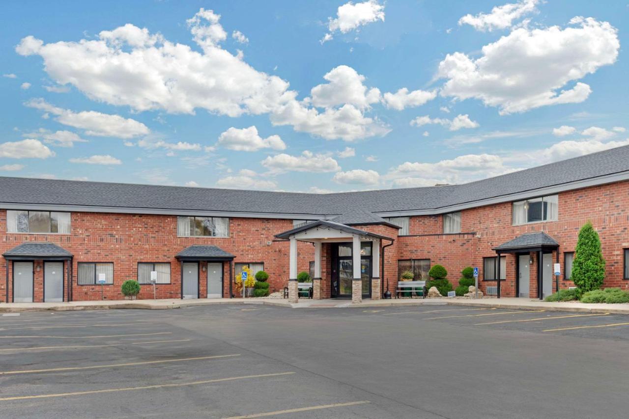 Quality Inn & Suites Mayo Clinic Area Rochester Zewnętrze zdjęcie