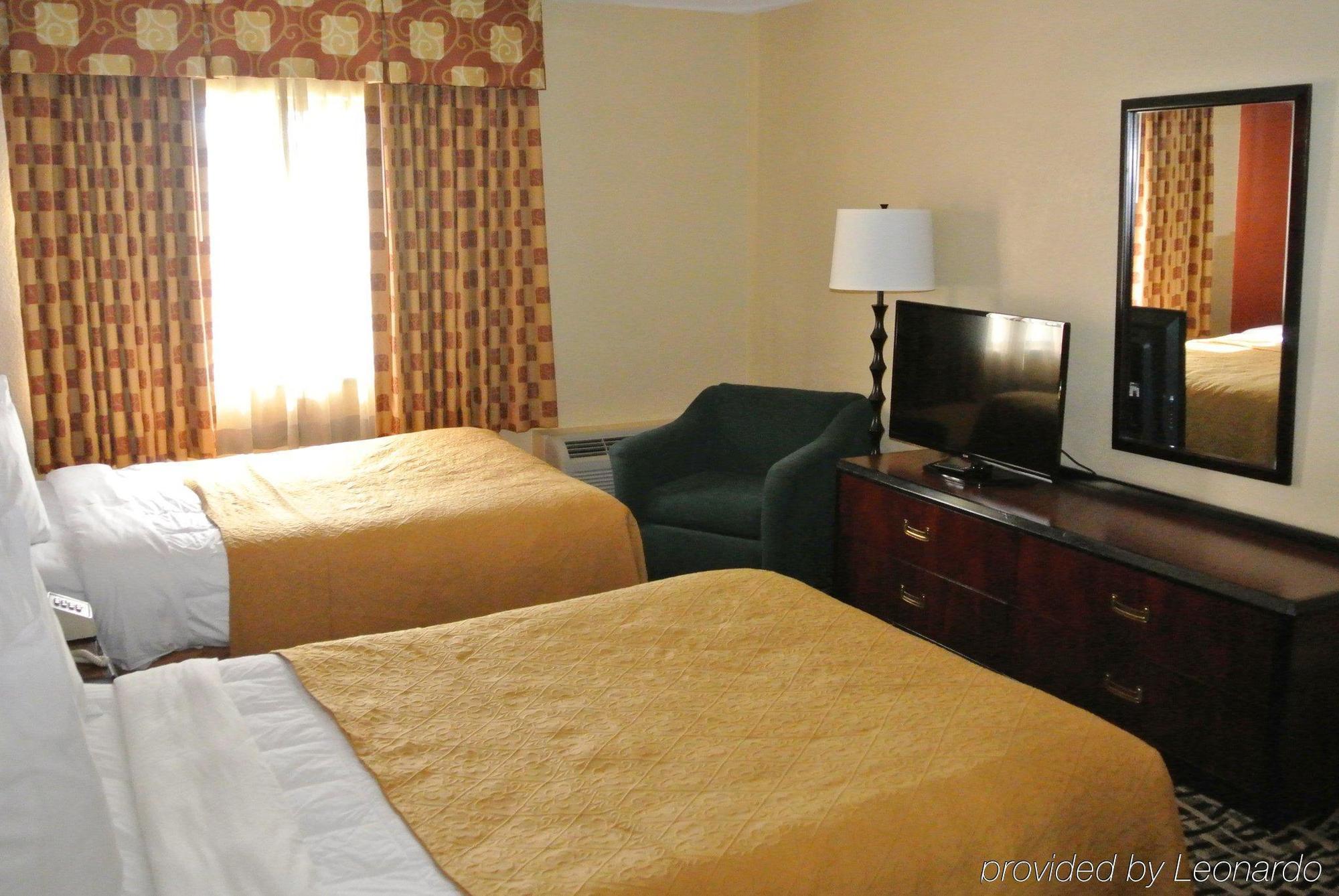 Quality Inn & Suites Mayo Clinic Area Rochester Zewnętrze zdjęcie